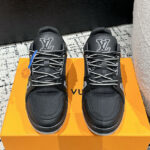 Louis Vuitton Unisex LV Trainer Sneaker 1ADEW4 1ADEWO