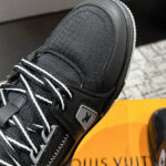 Louis Vuitton Unisex LV Trainer Sneaker 1ADEW4 1ADEWO
