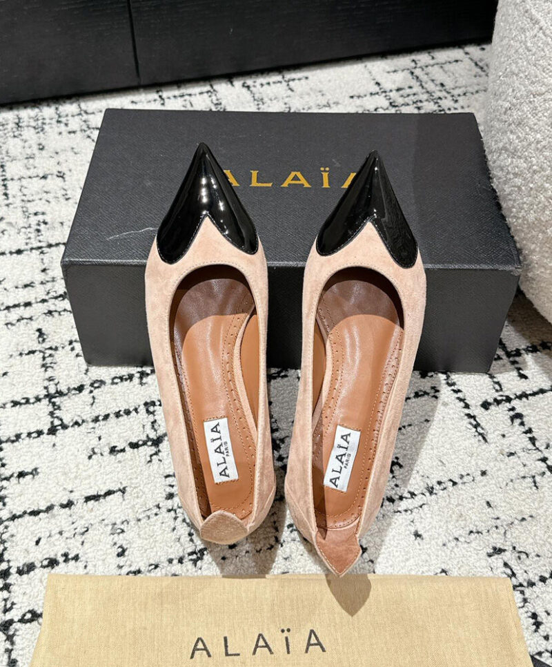 Alaia Women's Heart Ballerinas In Suede Goatskin And Patent Calfskin