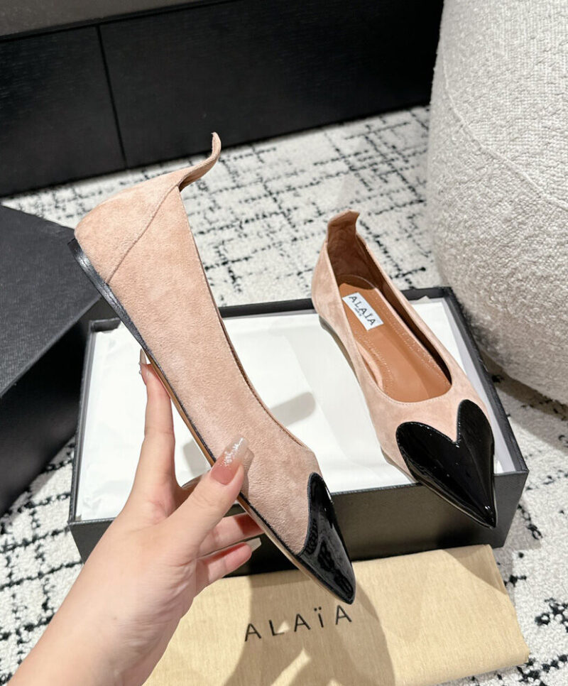 Alaia Women's Heart Ballerinas In Suede Goatskin And Patent Calfskin