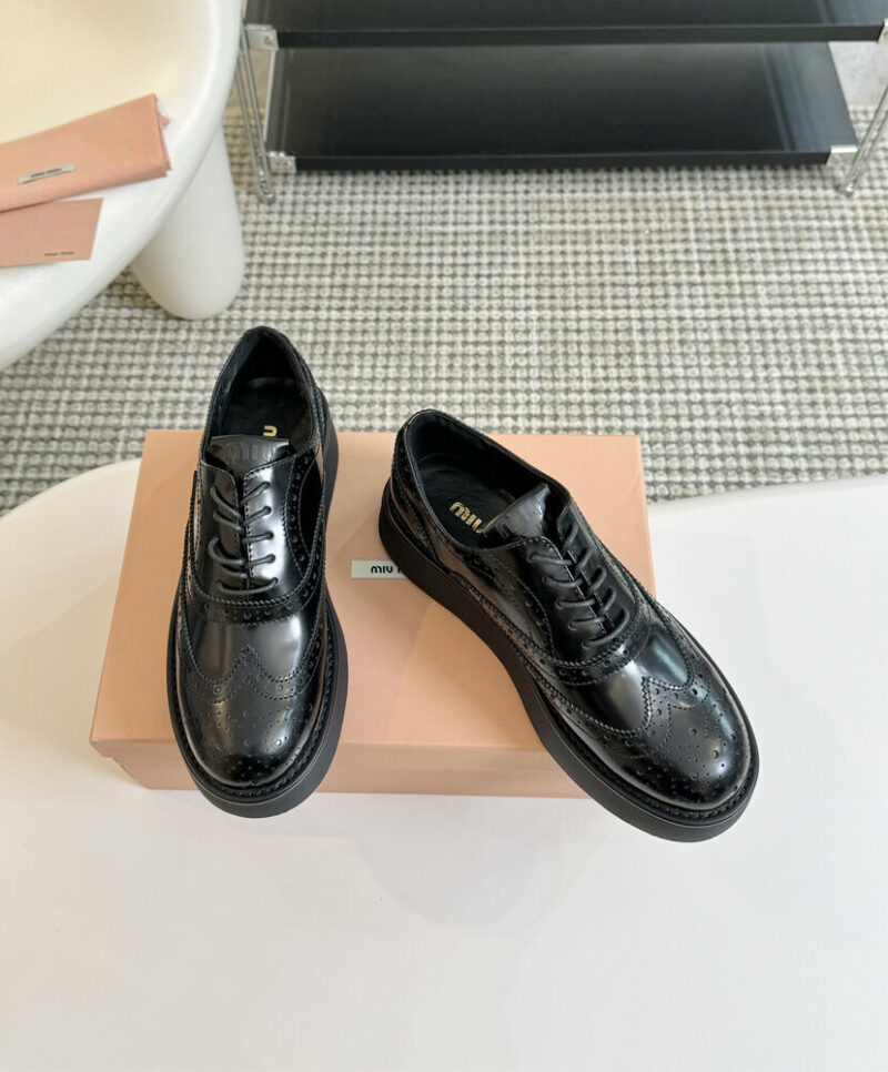 Miumiu Women's Brushed Leather Oxford Brogues 5E177E Black