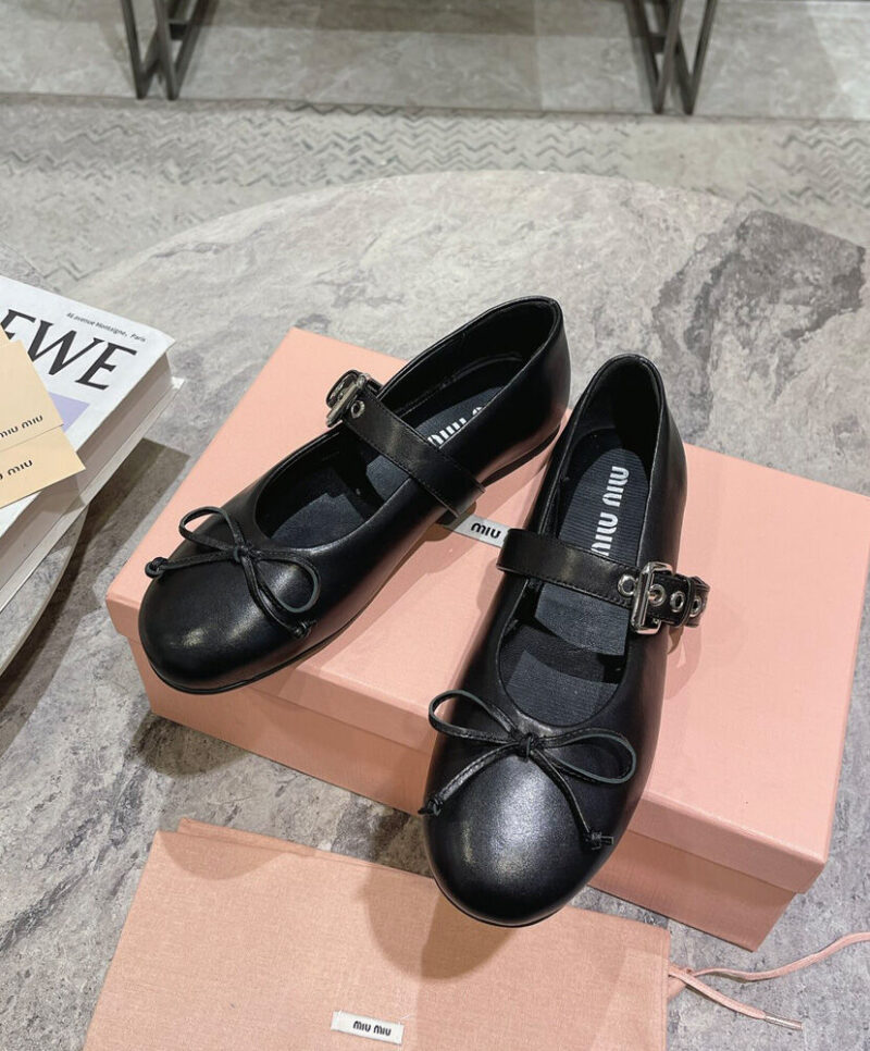Miumiu Women's Leather Ballerinas Black