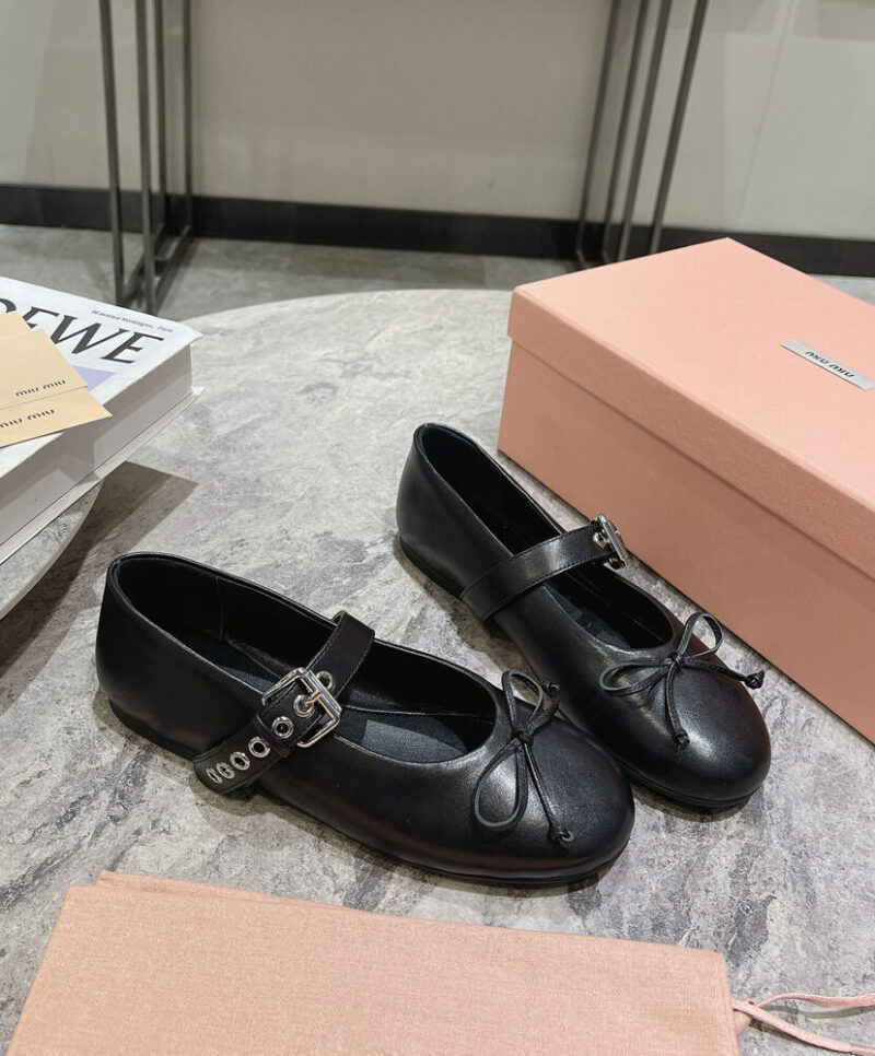 Miumiu Women's Leather Ballerinas Black