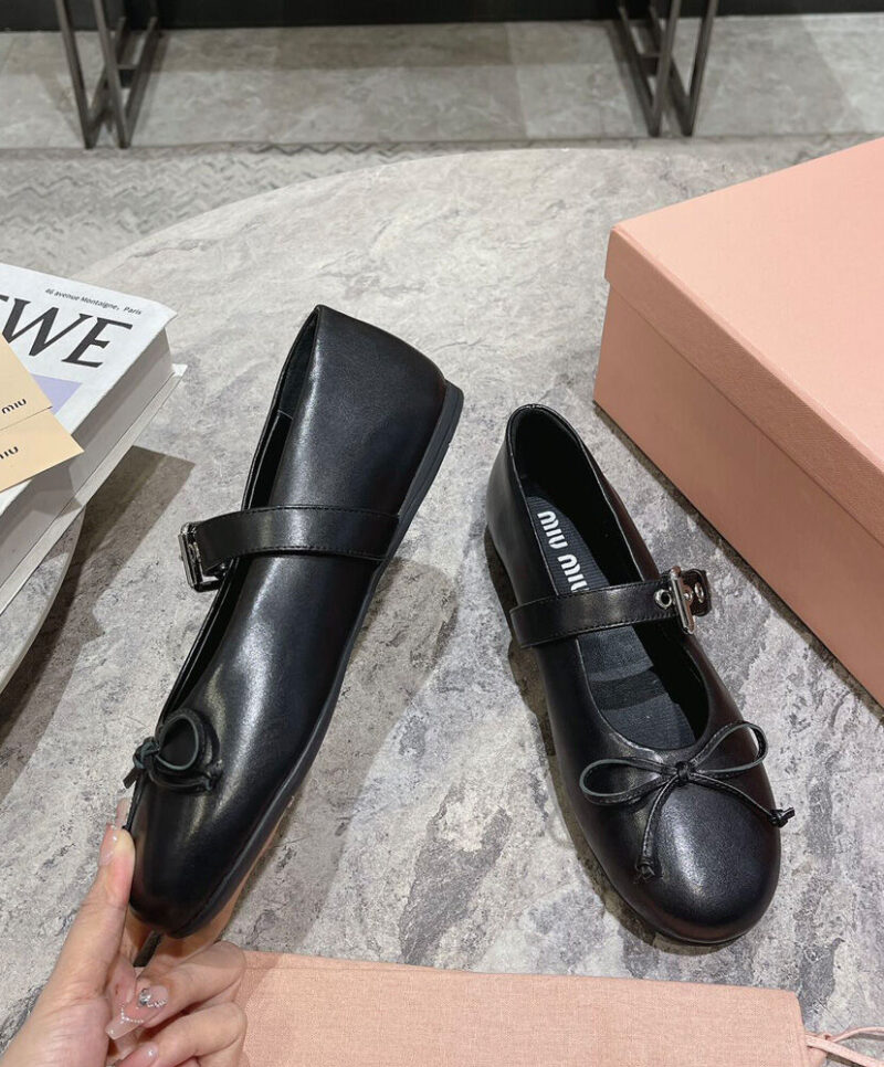 Miumiu Women's Leather Ballerinas Black