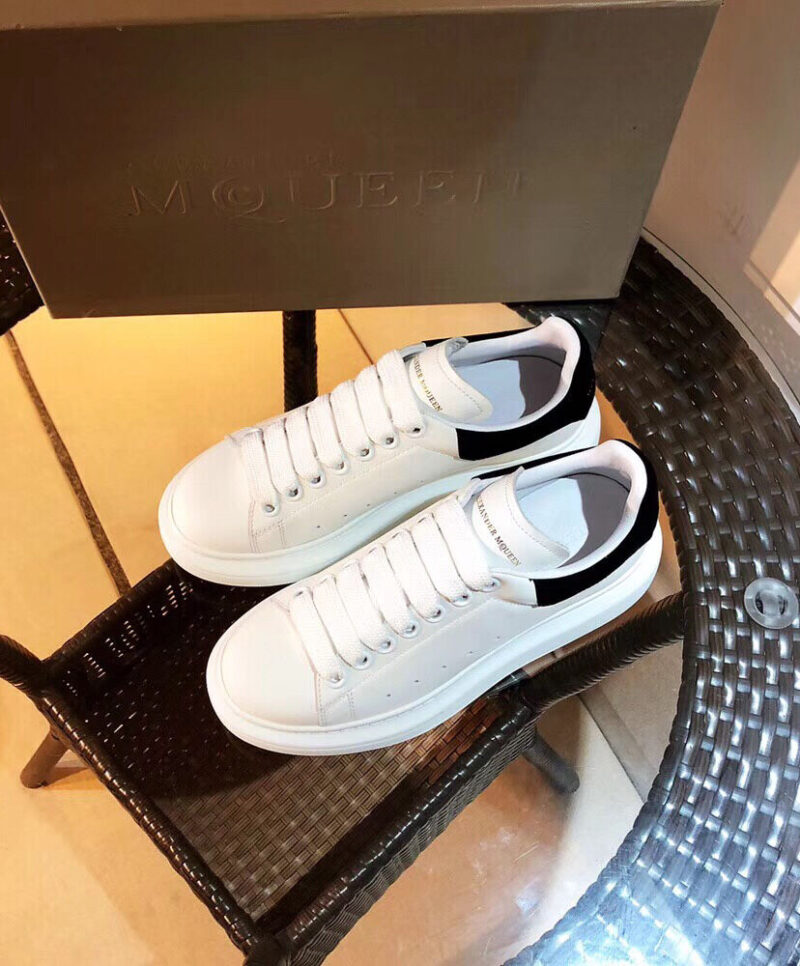 Alexander Mcqueen Unisex Oversized Sneaker