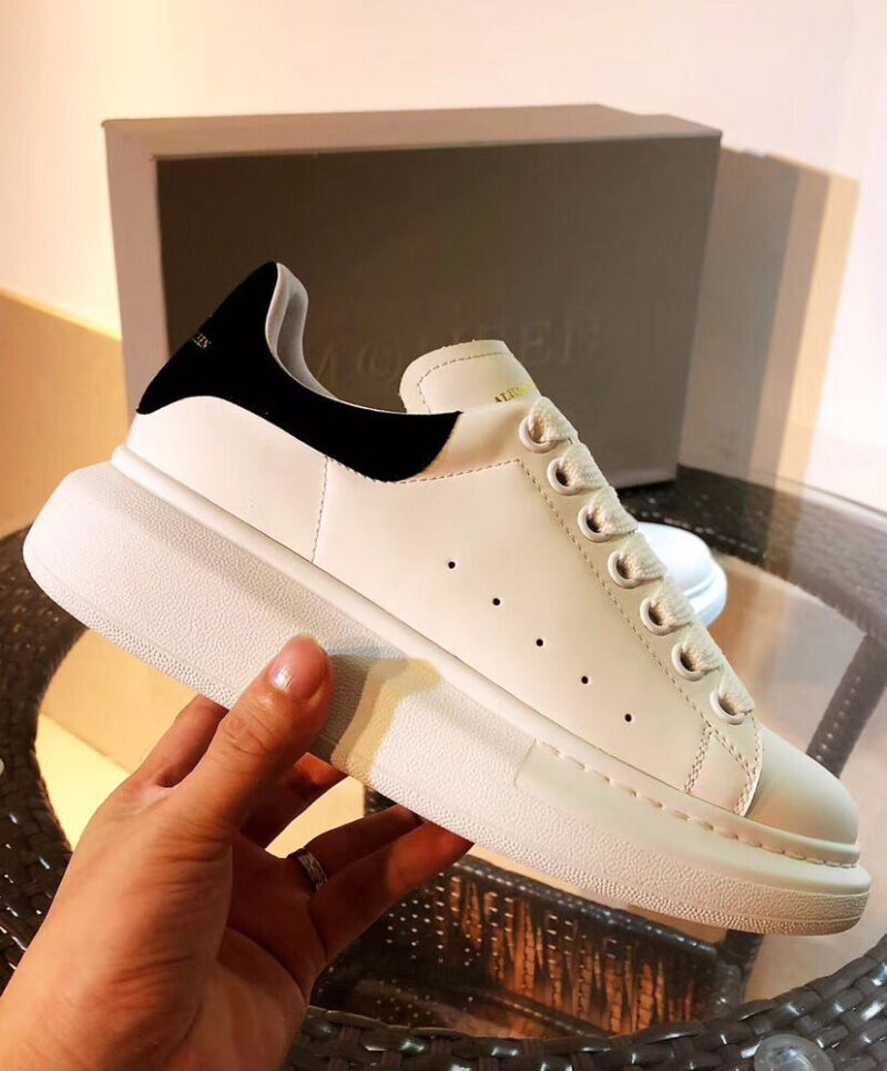 Alexander Mcqueen Unisex Oversized Sneaker