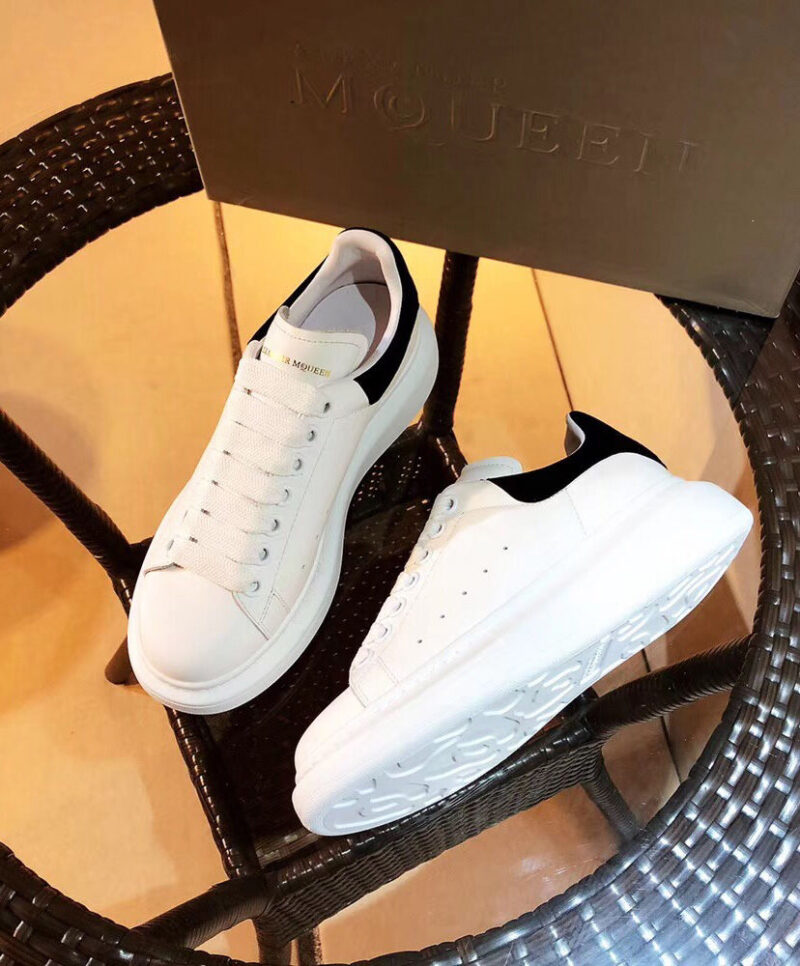 Alexander Mcqueen Unisex Oversized Sneaker
