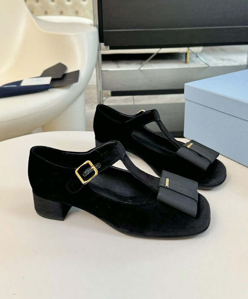 Prada Women's Velvet Pumps 1I818N Black