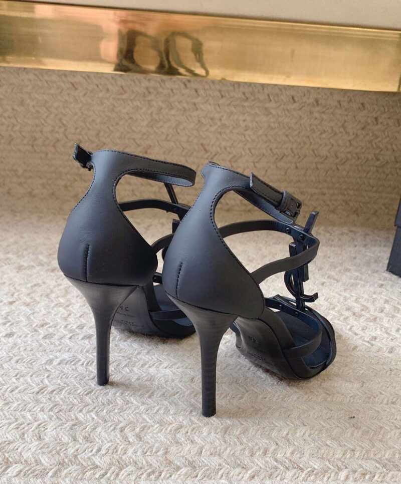 Saint Laurent Women's Cassandra Sandals In Smooth Leather Black