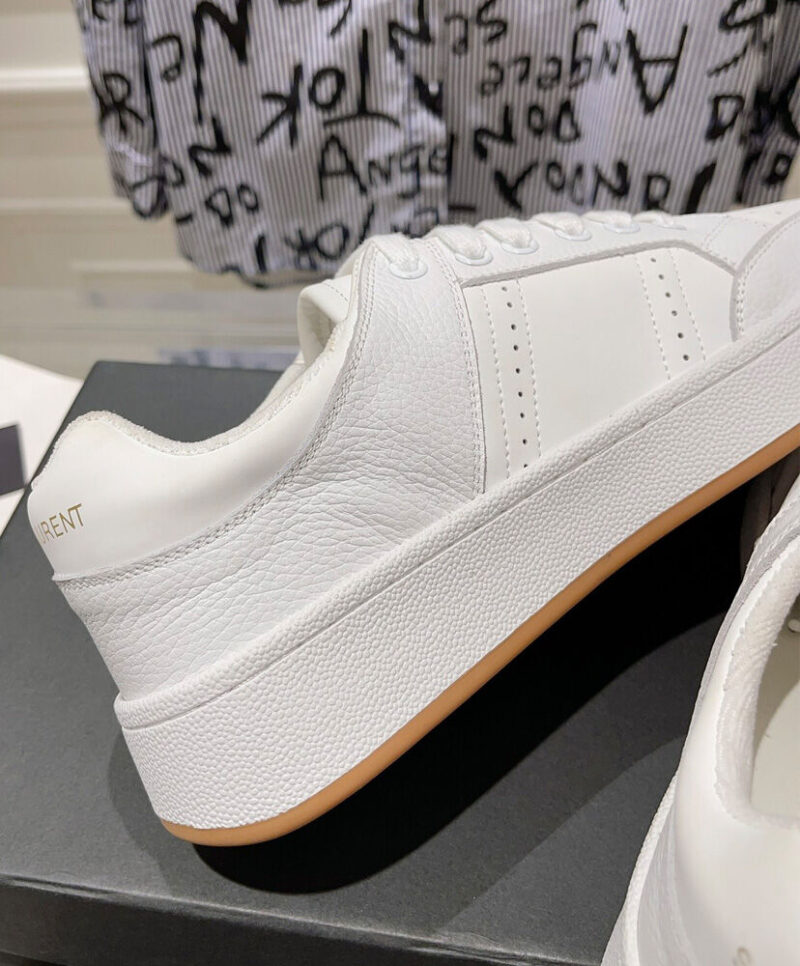 Saint Laurent Unisex Sl/61 Low-Top Sneakers In Smooth And Grained Leather White