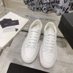 Saint Laurent Unisex Sl/61 Low-Top Sneakers In Smooth And Grained Leather White