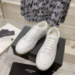 Saint Laurent Unisex Sl/61 Low-Top Sneakers In Smooth And Grained Leather White