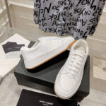 Saint Laurent Unisex Sl/61 Low-Top Sneakers In Smooth And Grained Leather White