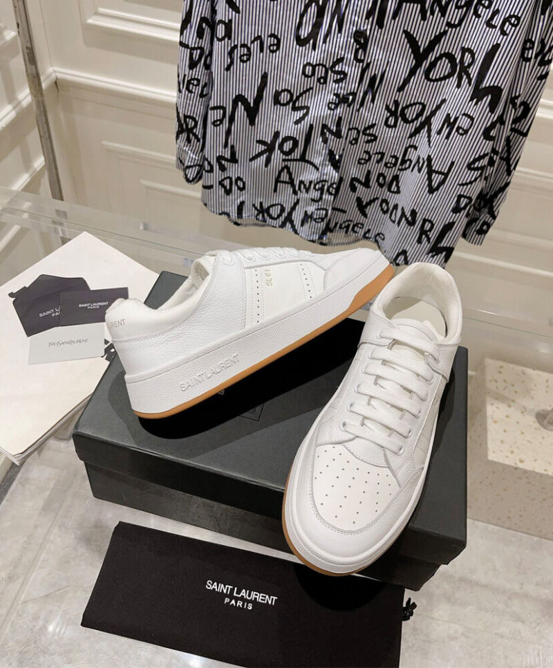 Saint Laurent Unisex Sl/61 Low-Top Sneakers In Smooth And Grained Leather White