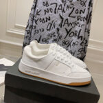 Saint Laurent Unisex Sl/61 Low-Top Sneakers In Smooth And Grained Leather White