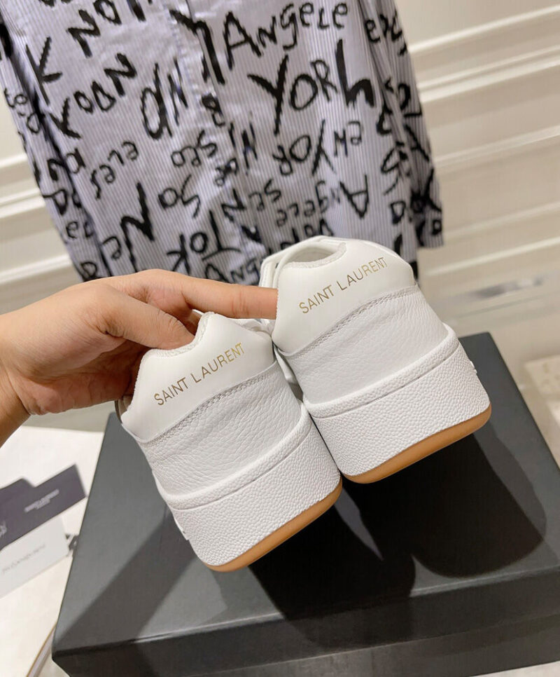 Saint Laurent Unisex Sl/61 Low-Top Sneakers In Smooth And Grained Leather White