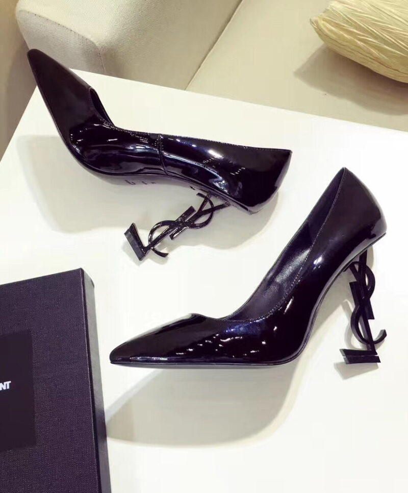 Saint Laurent Pointed high heels Black