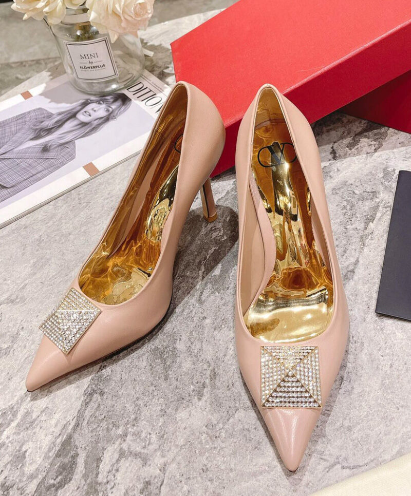Valentino Women's Valentino Garavani One Stud Pump With Crystals 100MM Light Pink