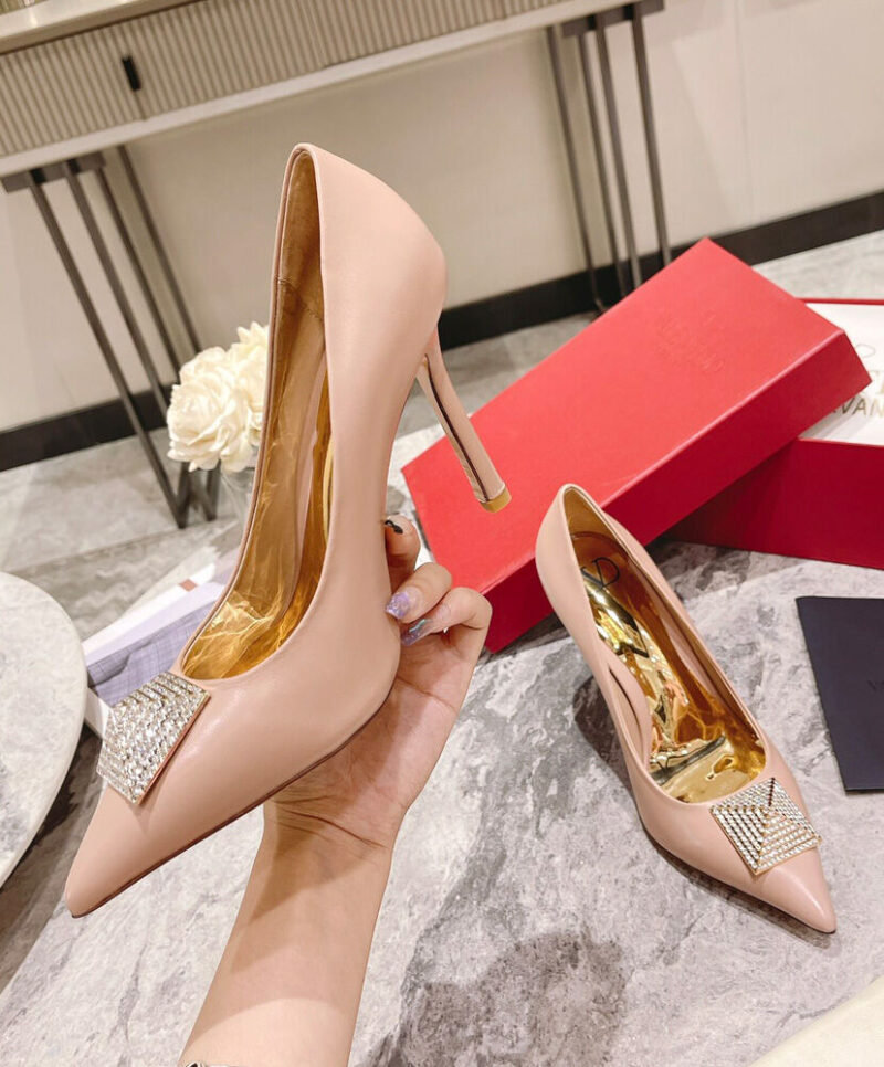 Valentino Women's Valentino Garavani One Stud Pump With Crystals 100MM Light Pink