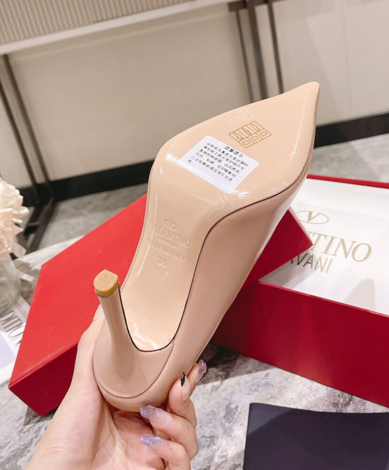 Valentino Women's Valentino Garavani One Stud Pump With Crystals 100MM Light Pink