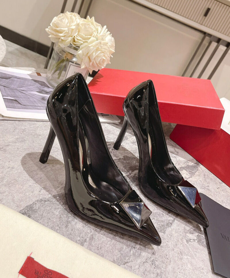 Valentino Women's One Stud Patent Leather Pump 100 MM Black