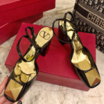 Valentino Women's One Stud Pump In Patent Leather 90MM