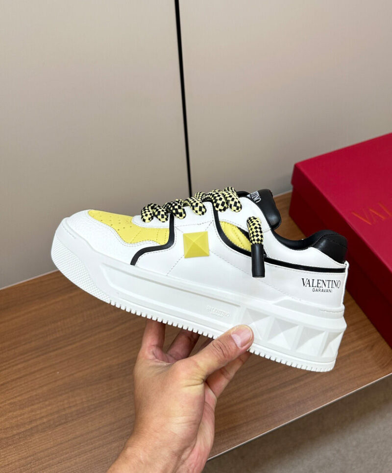 Valentino Unisex One Stud Xl Nappa Leather Low-Top Sneaker