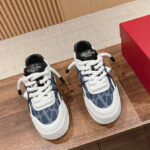 Valentino Unisex One Stud Xl Low-Top Sneaker