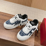 Valentino Unisex One Stud Xl Low-Top Sneaker