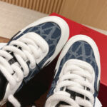 Valentino Unisex One Stud Xl Low-Top Sneaker